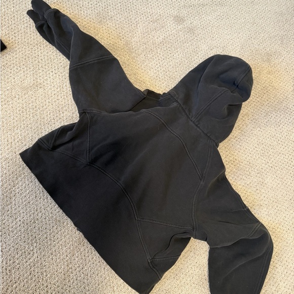 Lululemon Cropped Scuba - Picture 5 of 5